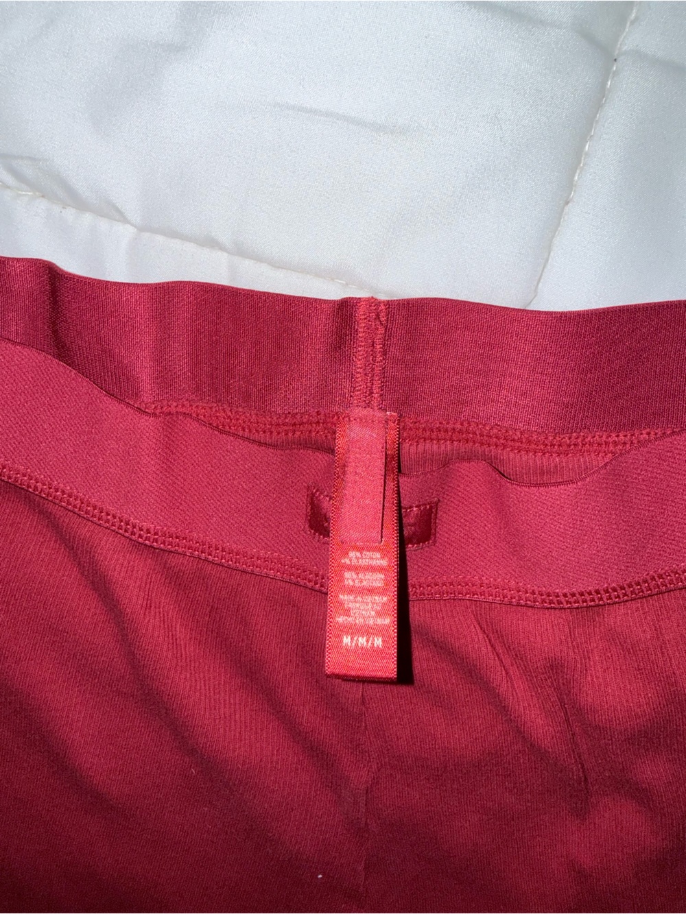 SKIMS Red Lounge Pants Ribbed - Picture 4 of 4